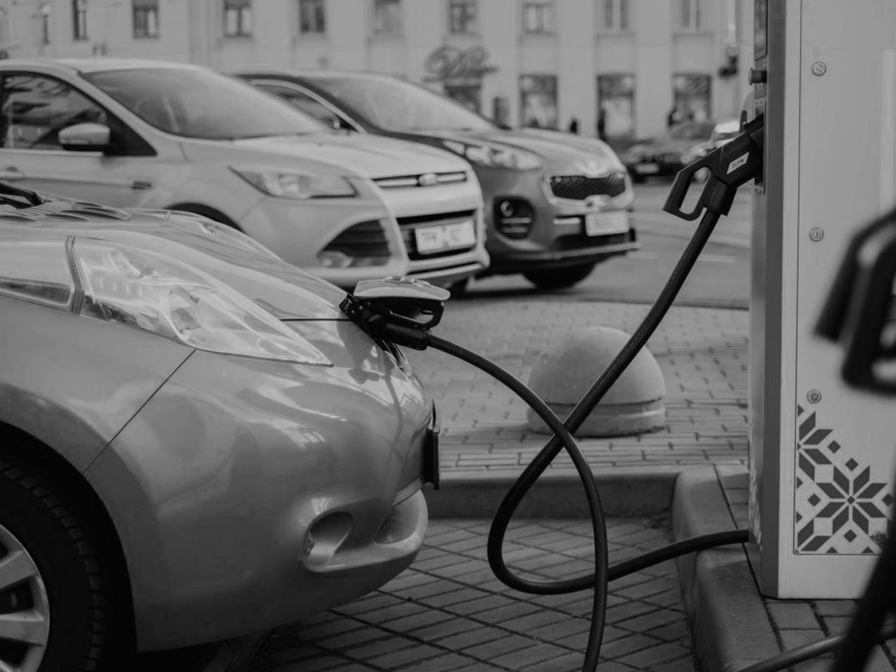 Подержанные электромобили в России: покупать или не покупать